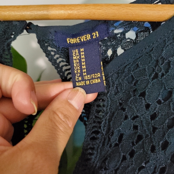 Blue boho dress with crochet fabric - Picture 3 of 3